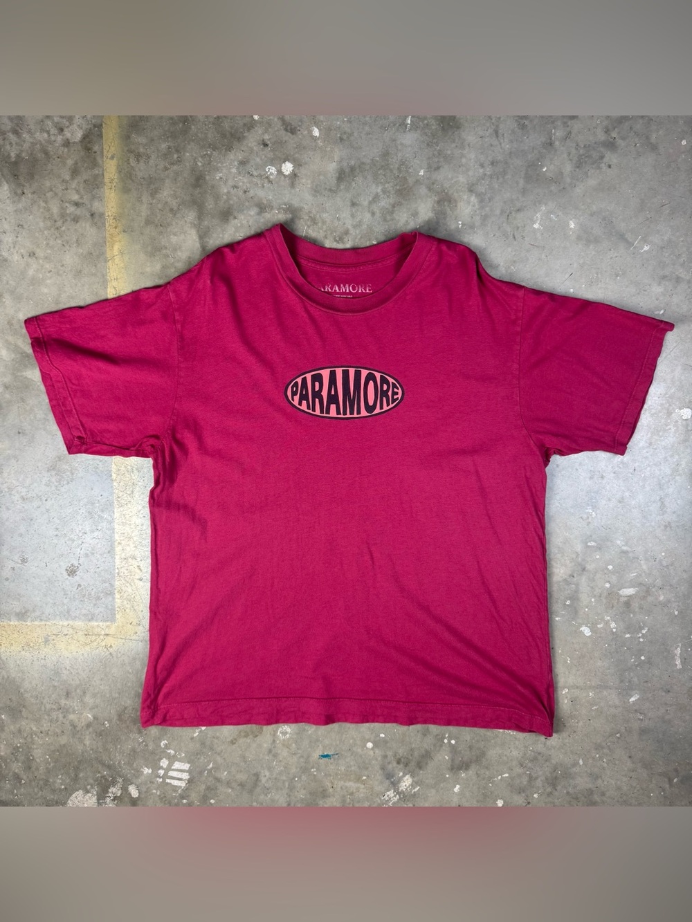 Paramore Band T-Shirt Size Medium 2023 Tour Hayley Williams Alternative Pop Punk
